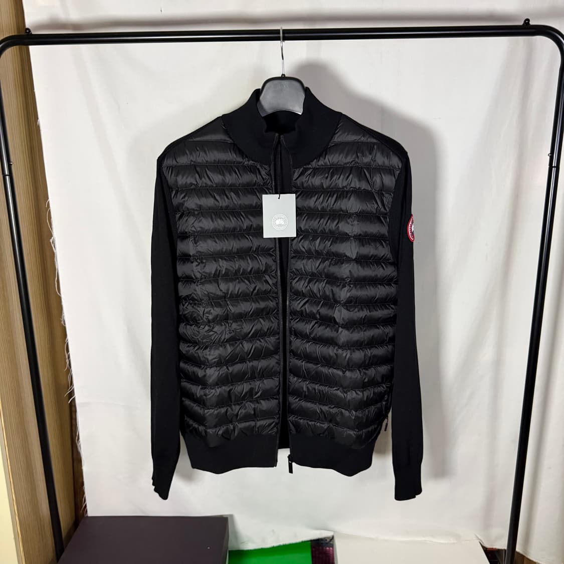 캐나다구스 하이브릿지 패커블 니트패딩 자켓 블랙 상품이미지2