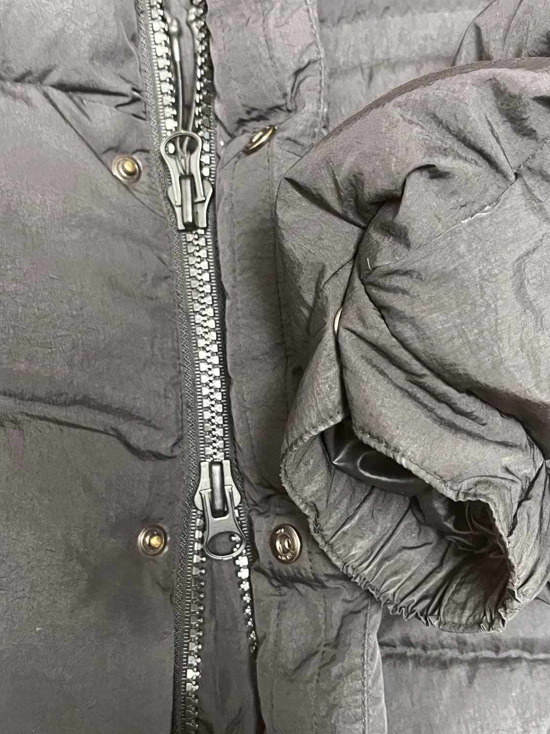 [M] 언어펙티드 UNAFFECTED 레이어드 패딩 블랙 상품이미지3