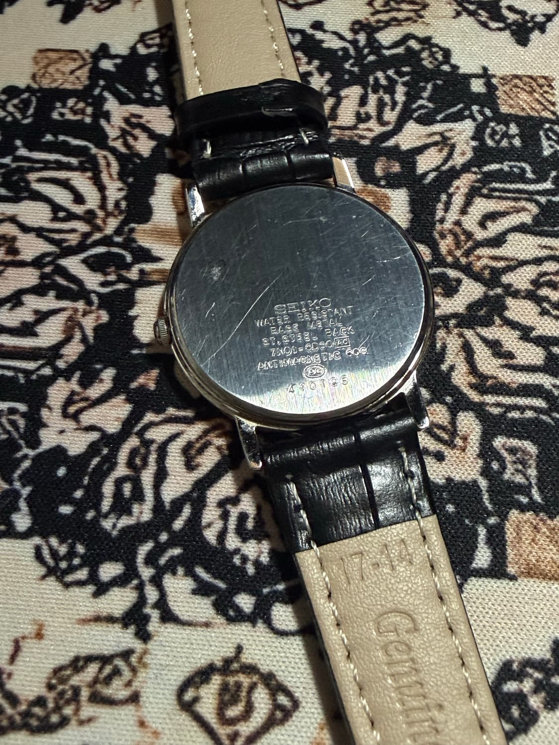 SEIKO 빈티지 쿼츠 시계 상품이미지3