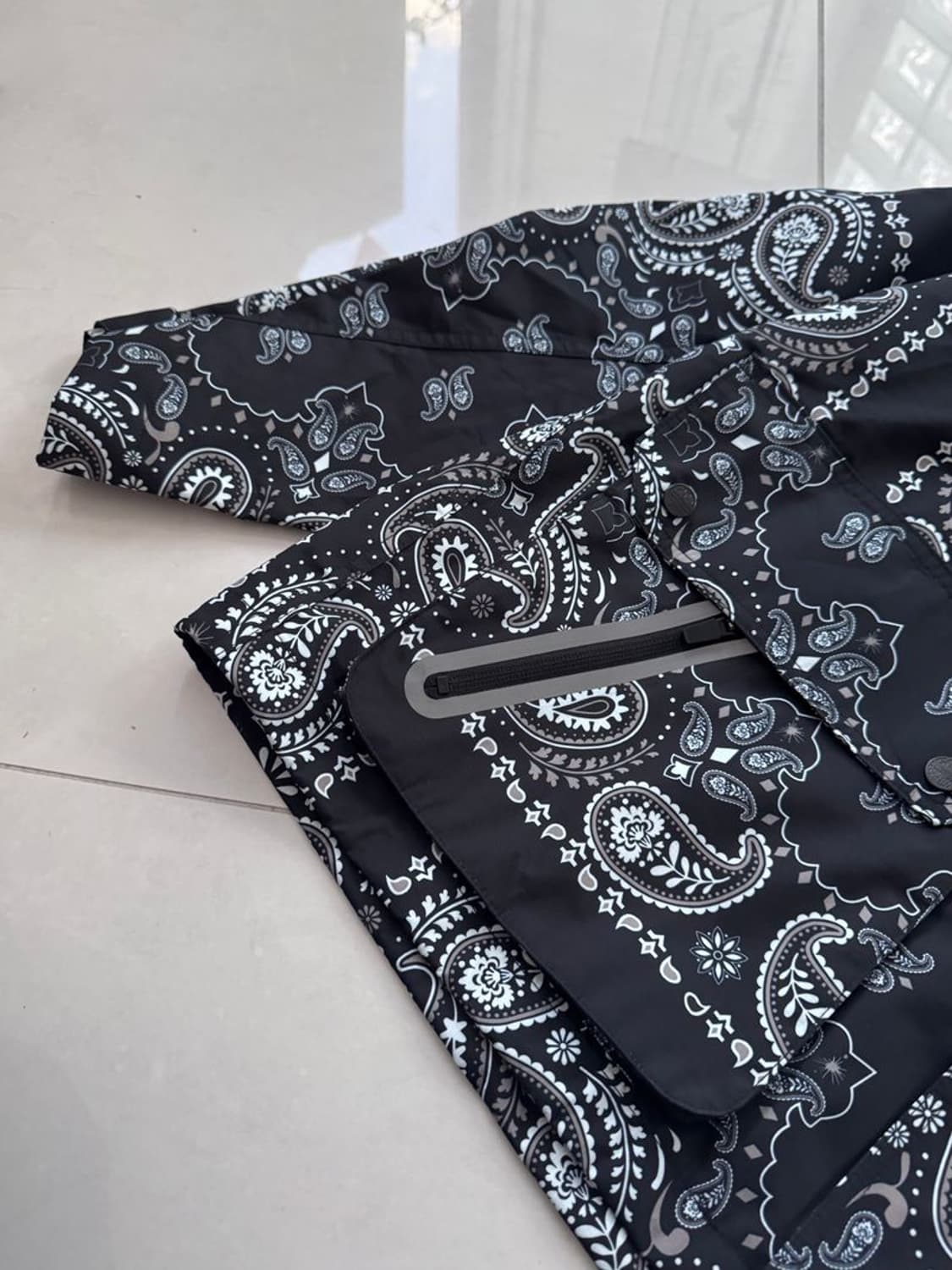 MOUNTAIN HOODIE JACKET 페이즐리 마운틴 후드 재킷 상품이미지5