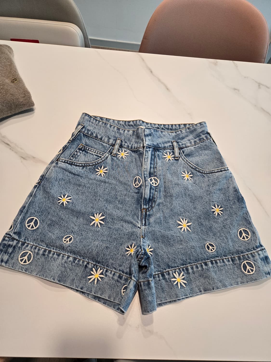 산드로 데이지 자수 데님숏츠 36(정품) 상품이미지2