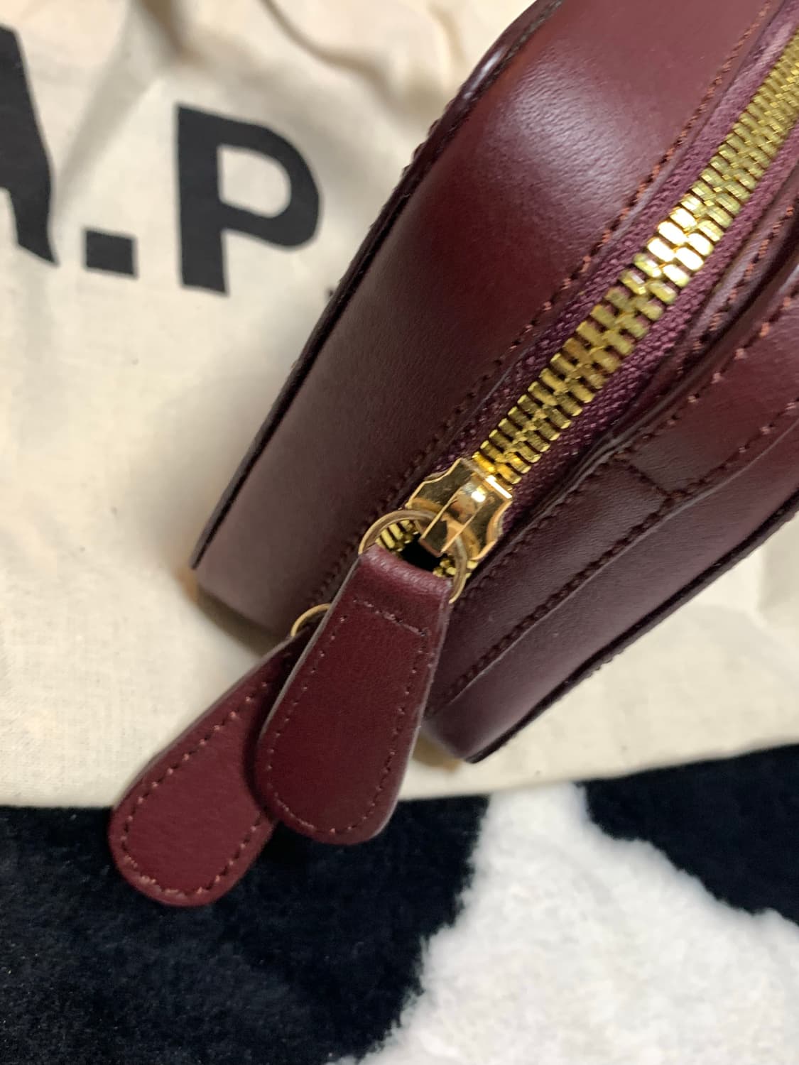 A.P.C. 아페쎄 루이제트 미니백 상품이미지3