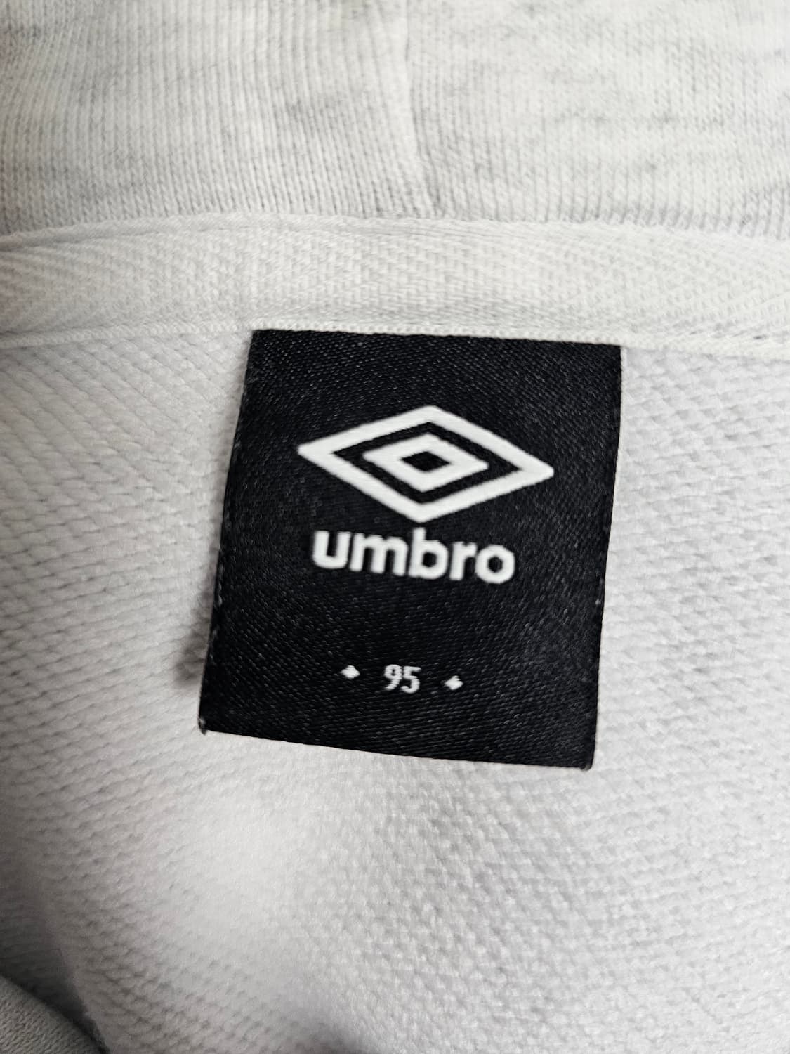 엄브로 후드티셔츠 95 상품이미지3