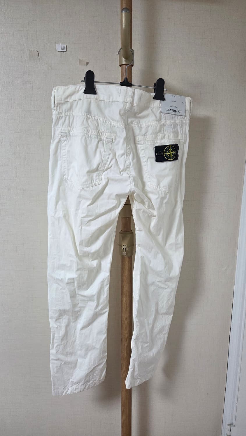 스톤아일랜드 화이트 면바지 상품이미지3