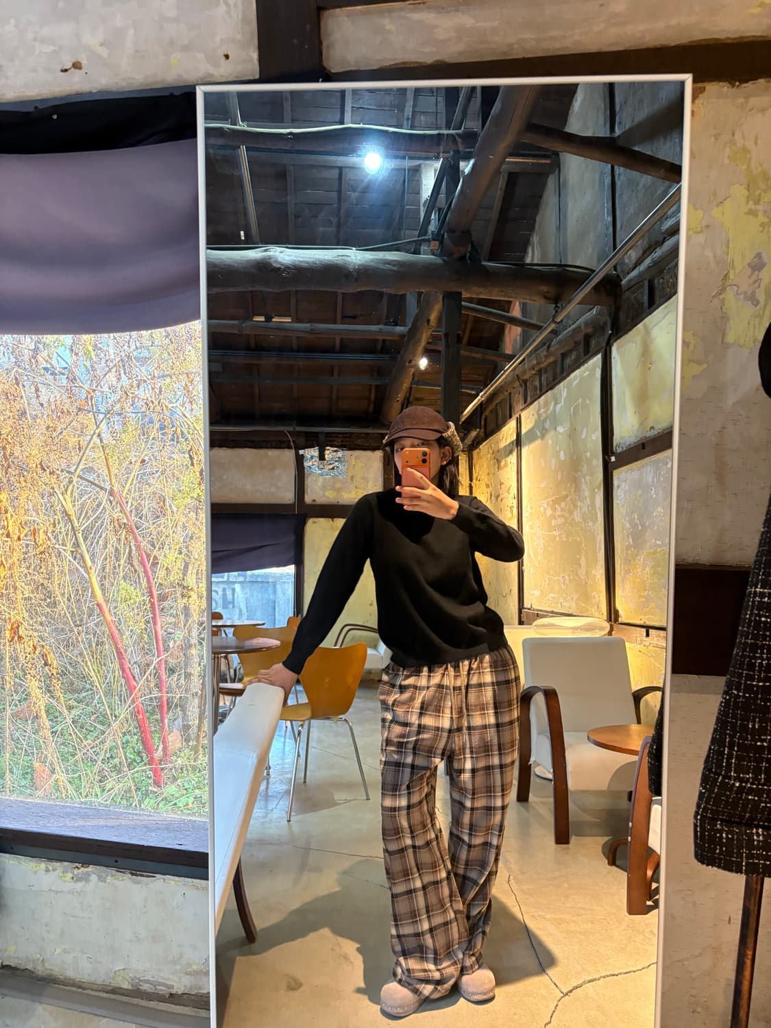 도톰 캐시미어 100 블랙 니트 상품이미지2