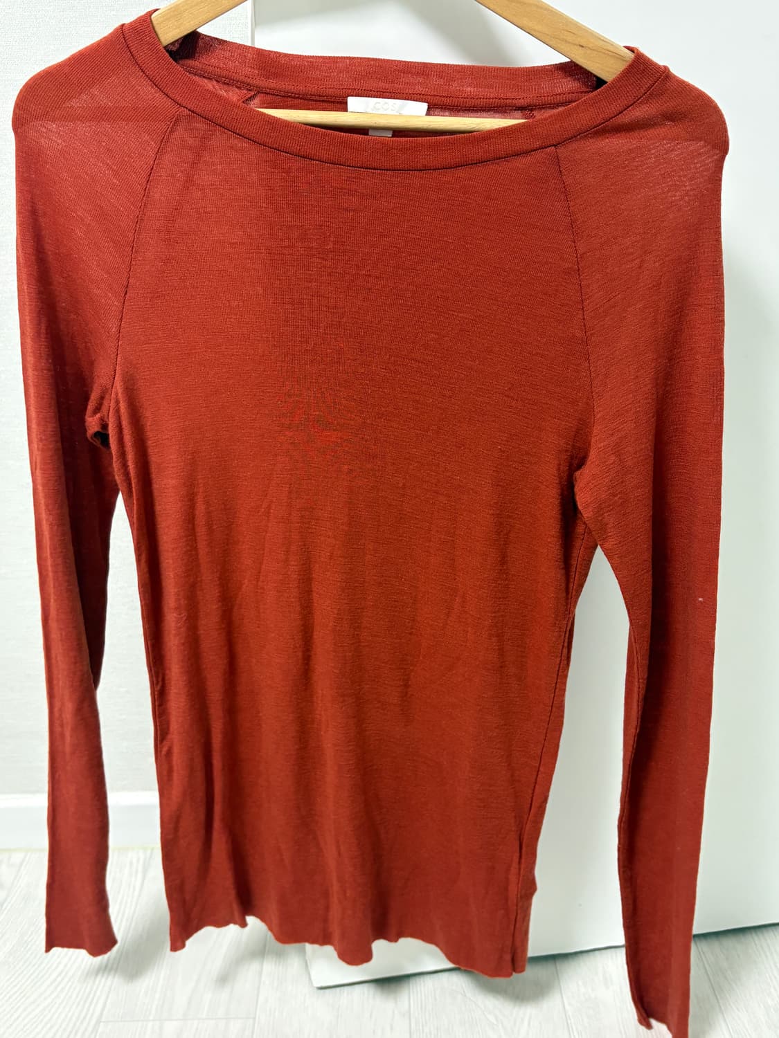 COS 레이어 티셔츠 (brick red) 상품이미지1