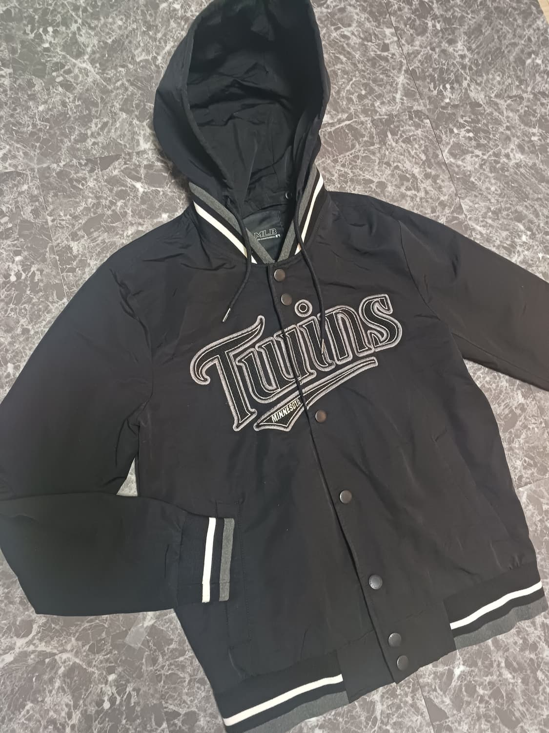 MLB 미네소타 트윈스 후드 자켓(탈부착가능) 상품이미지3