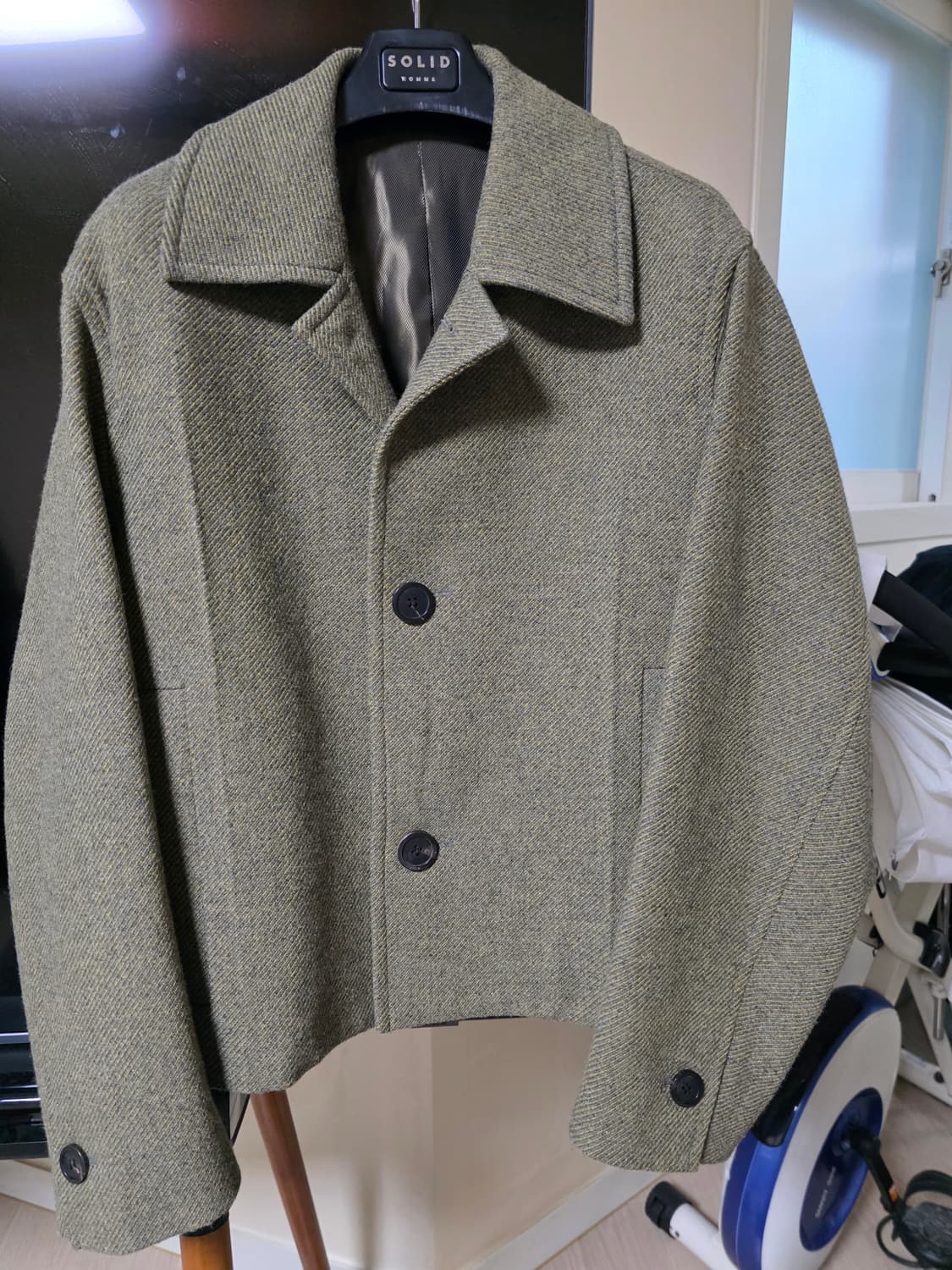 [택미제거 새상품]솔리드옴므 오버핏 핸드메이드 크롭 울 자켓 46 상품이미지3