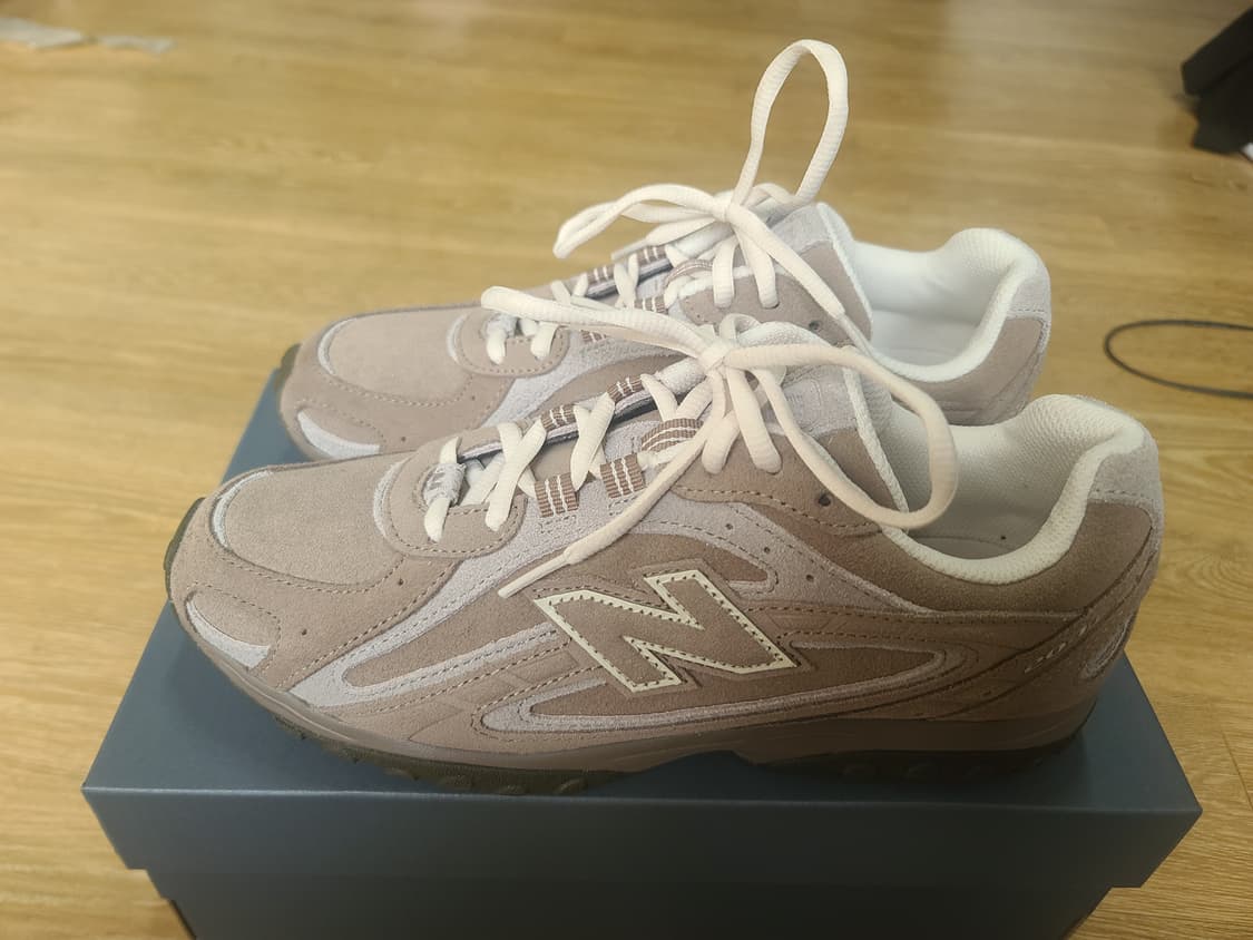 뉴발란스 204l 머쉬룸 스웨이드 260 상품이미지1