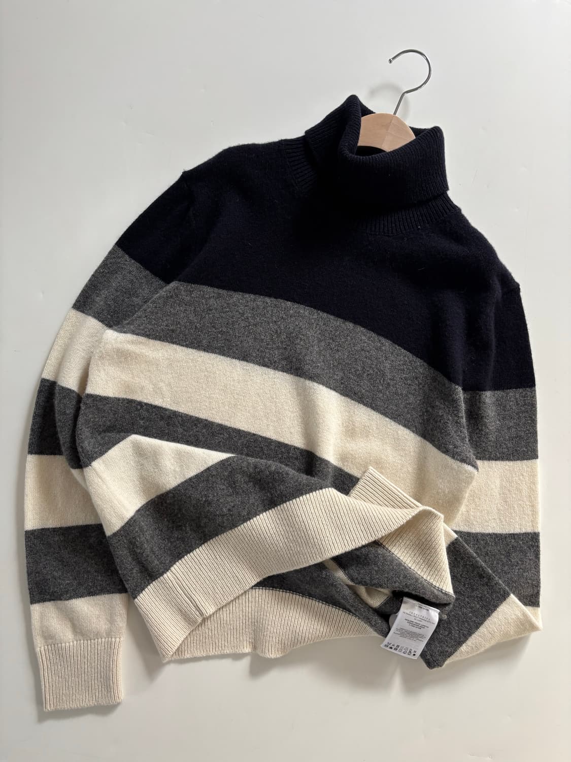 Moncler 몽클레어 스트라이프 울 터틀넥 니트  상품이미지2