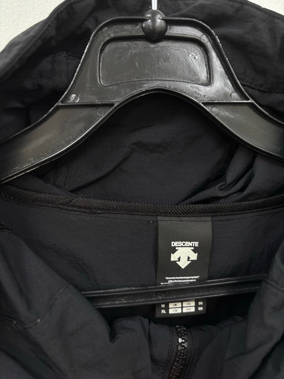 데상트 후드 아노락자켓 상품이미지5