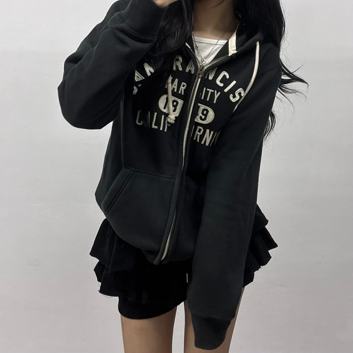 후아유 y2k 러블리힙 블랙 스웻 후드집업 희귀져지(XL) 상품이미지1