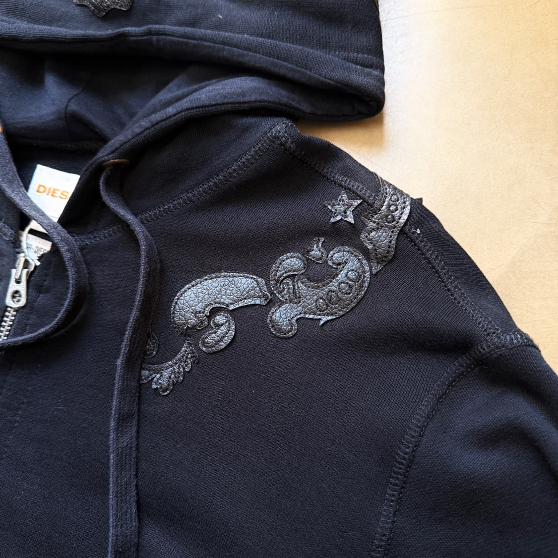 디젤 페이크 레더 트리밍 후드 집업 상품이미지4