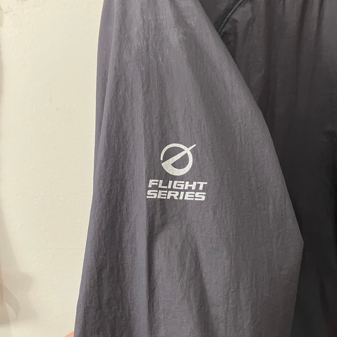 200 노스페이스 바람막이 자켓 그레이 상품이미지9