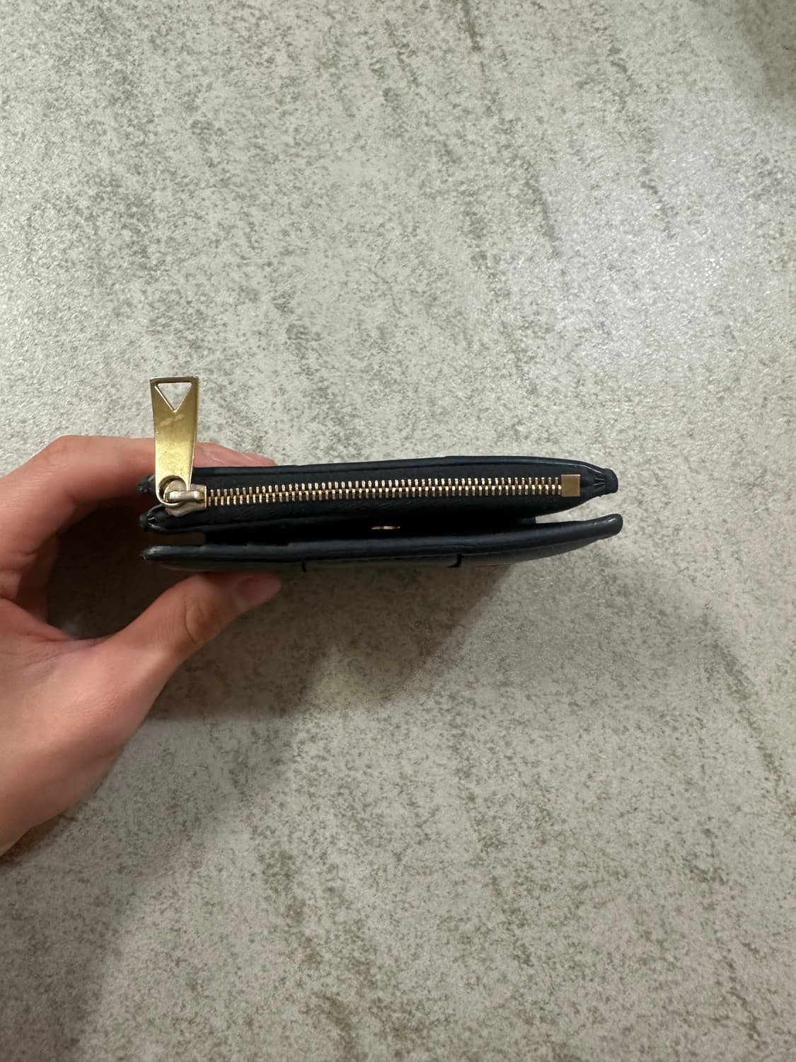 보테가 베네타 카센트 반지갑 상품이미지3