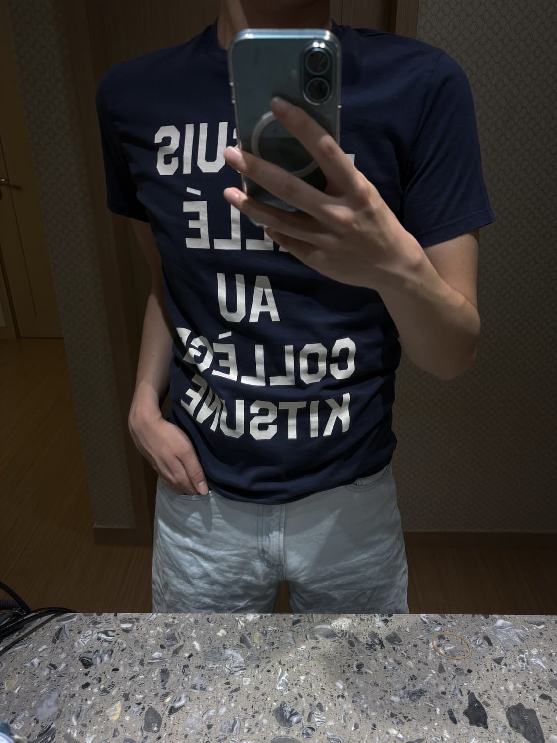 [s]메종 키츠네(Maison Kitsune) 컬리지 레터링 네이비 반팔 상품이미지2