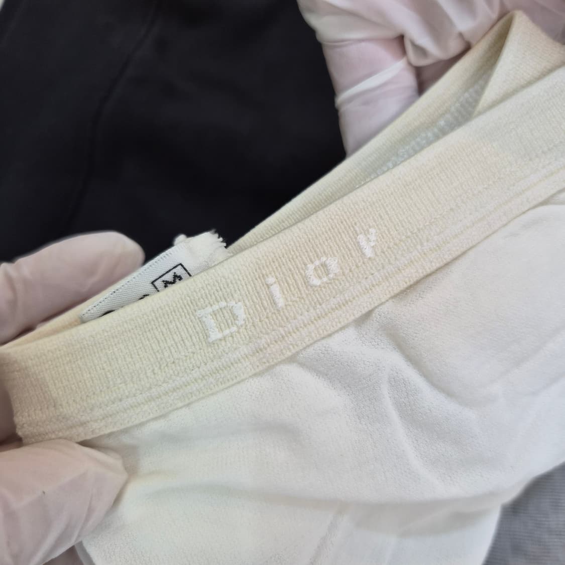 Dior 클래식 로고 하이게이지 스타킹 상품이미지7