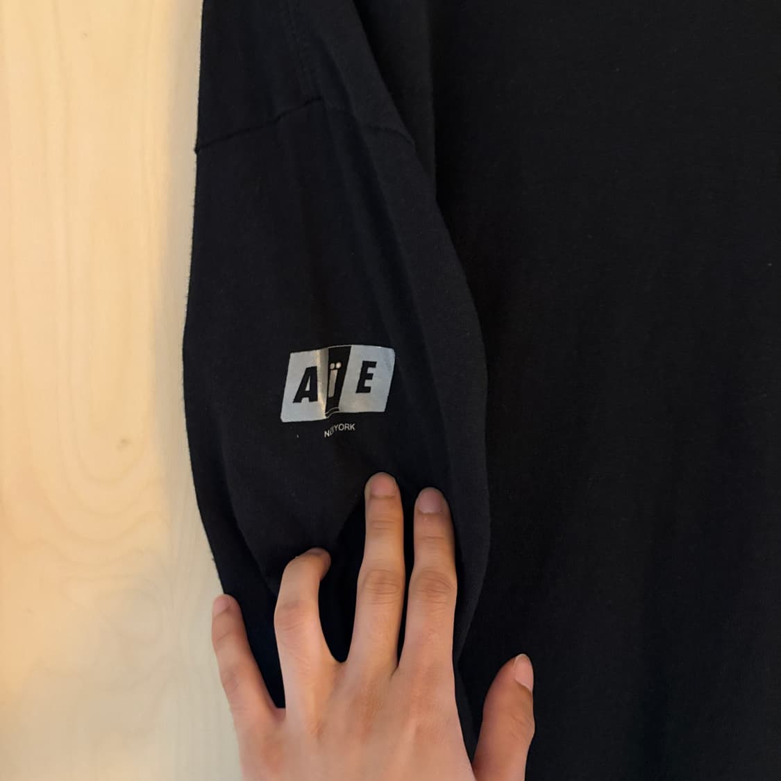 Aie New York 빅로고 롱슬리브 상품이미지4