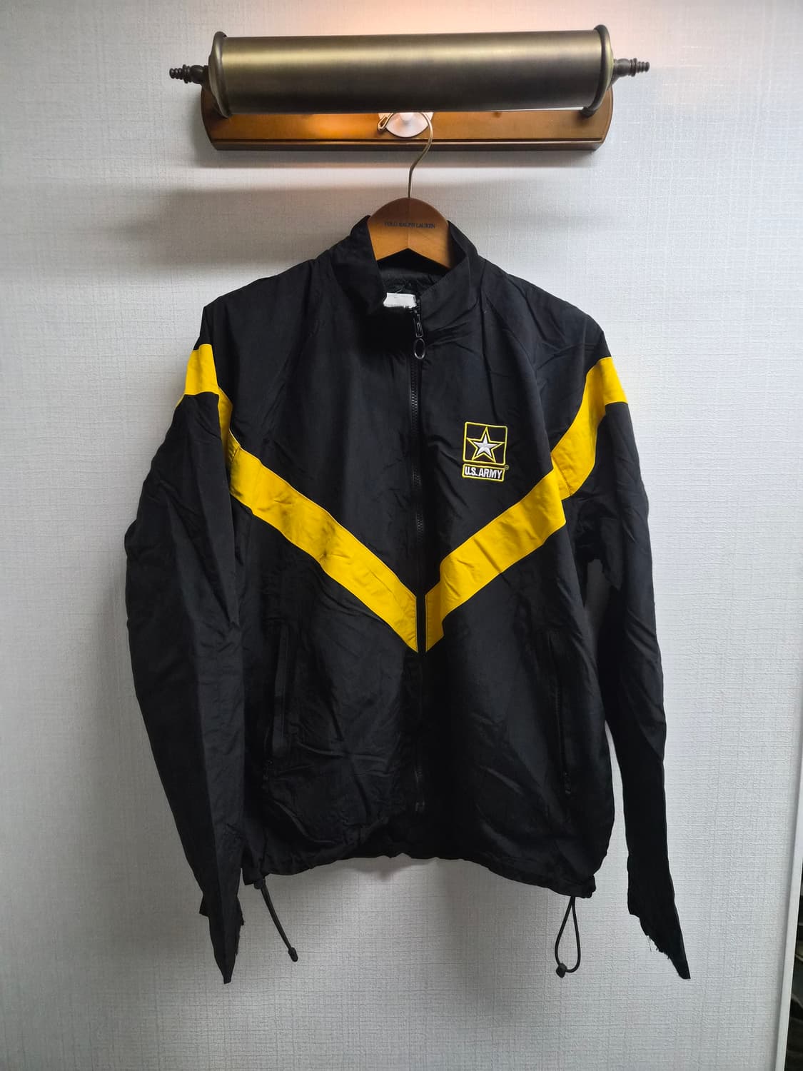 M-R) 미군 오리지널 APFU 트레이닝 점퍼 팝니다 상품이미지1