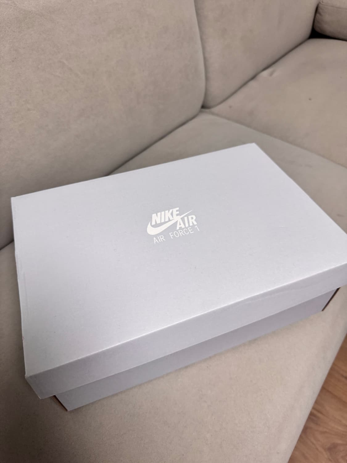 에어포스1 로우 285 새상품 상품이미지3