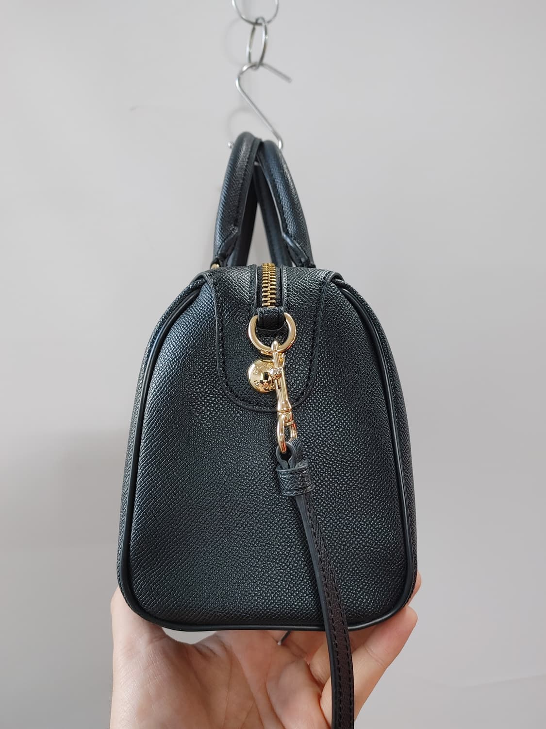 COACH 코치 사피아노가죽 미니보스턴백(가방끈포함) 상품이미지2