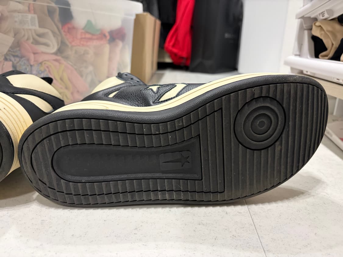 터보웨폰 1회착 275 팝니다 / 컨버스 다크쉐도우 블랙크림 상품이미지8