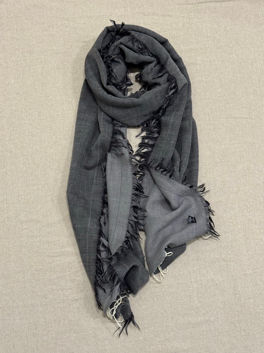 디올 옴므 프린지 실크 더블사이드 머플러 상품이미지1