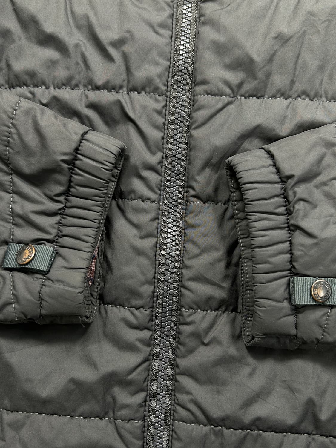 노스페이스 그레이 경량 패딩 L  상품이미지4