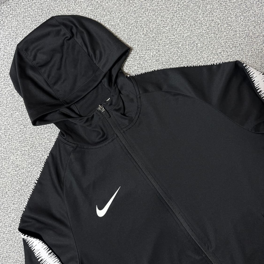 나이키 드라이핏 후드 집업 L 상품이미지2