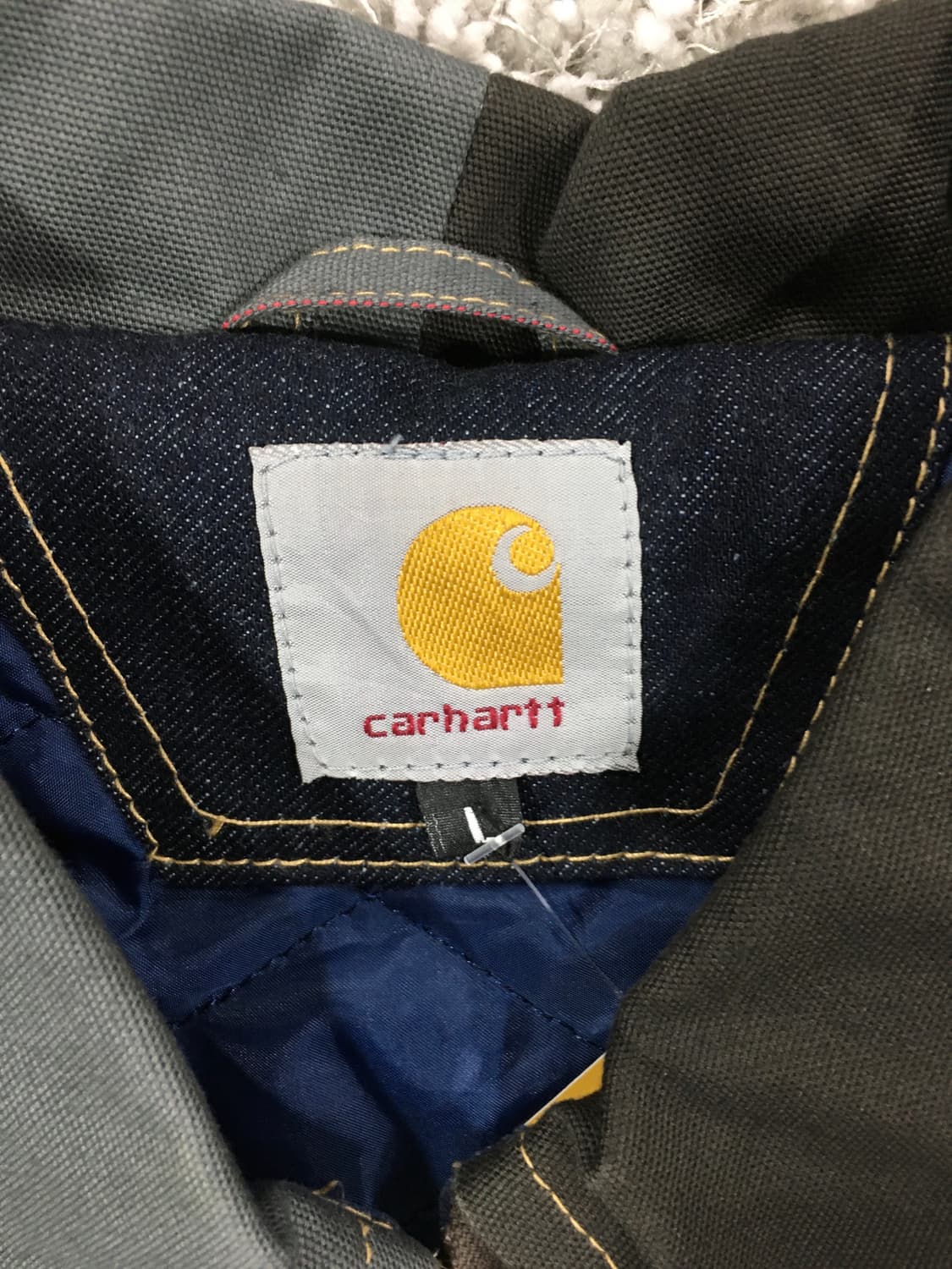 칼하트 패치워크 자켓 상품이미지2