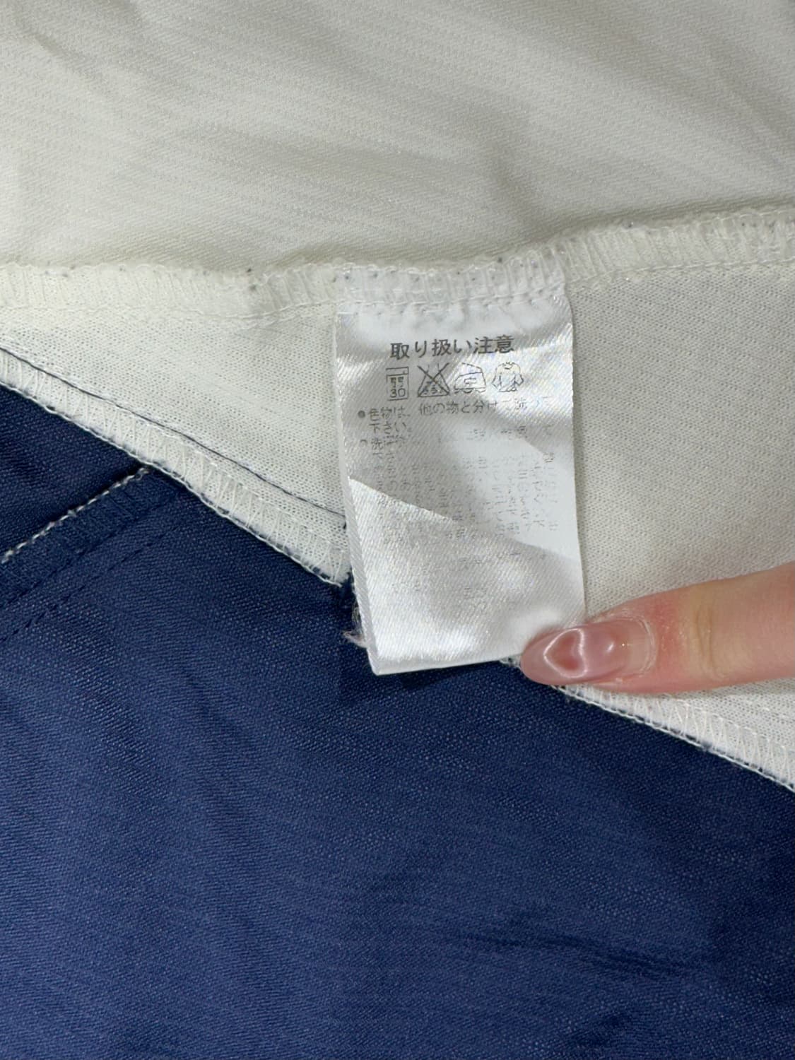 아식스 화이트 사이드 라인 오버핏 바람막이 자켓 상품이미지8