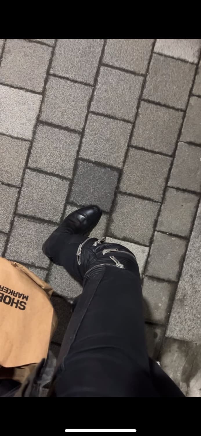 생로랑 레더패널진 판매합니다 상품이미지2