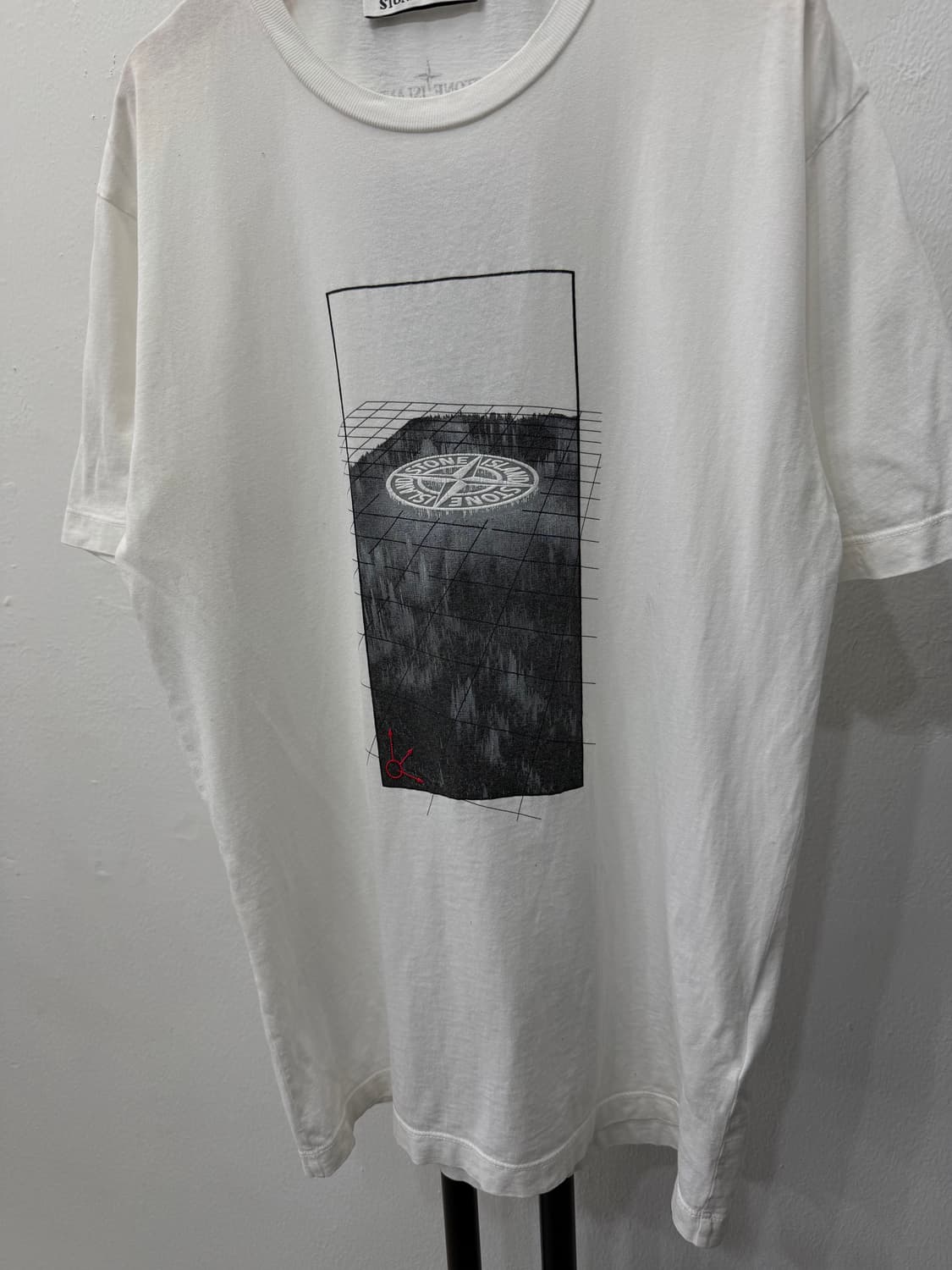 정품) 스톤아일랜드 화이트 프린팅 반팔티 S 상품이미지2