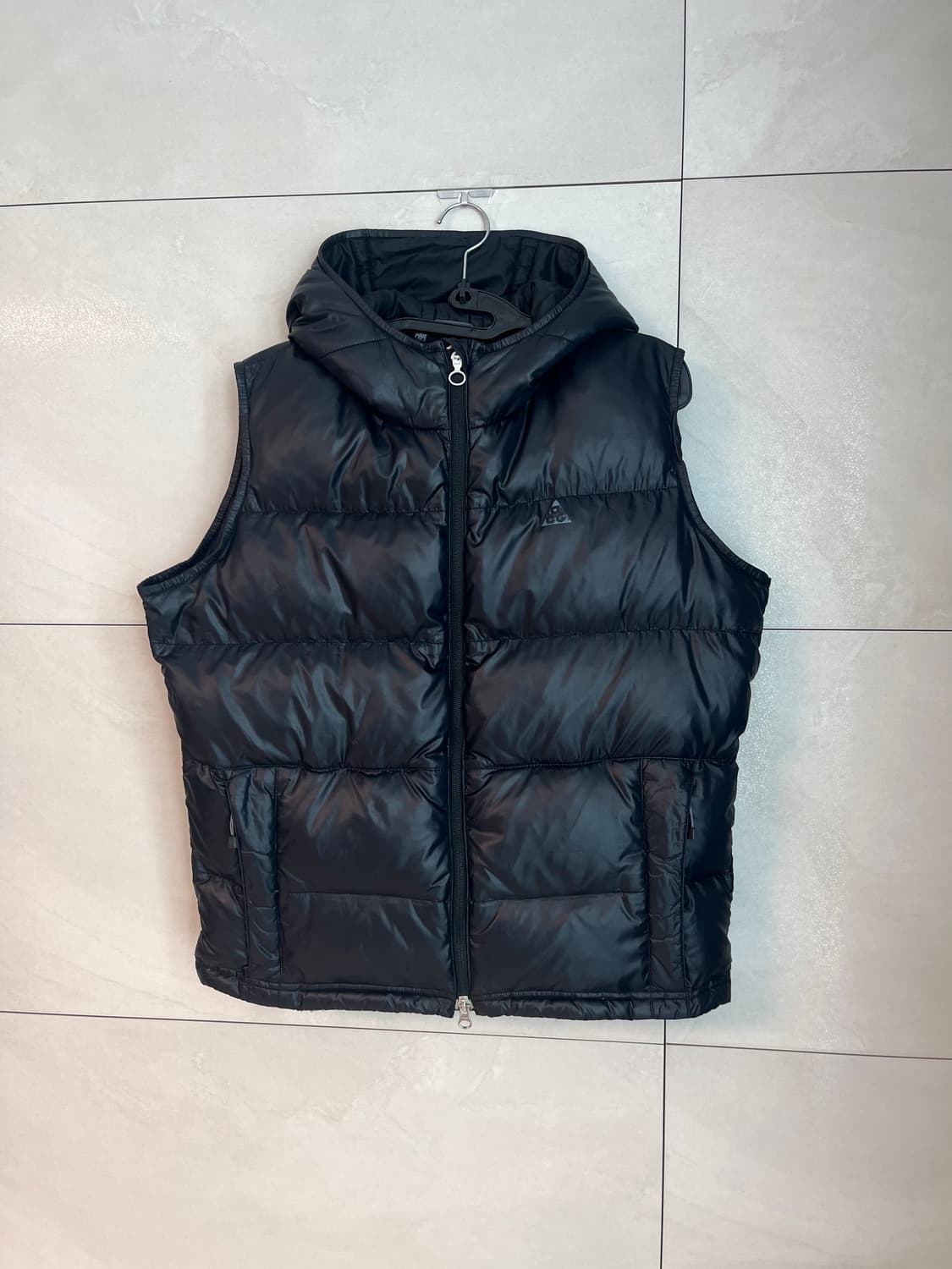 나이키 ACG 후드 패딩 조끼 블랙 [L] 상품이미지3