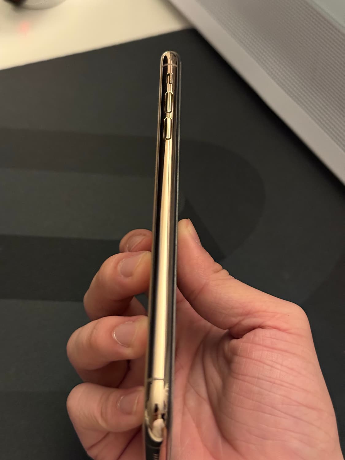 아이폰 xs max 로즈골드 64gb 판매합니다! 상품이미지3