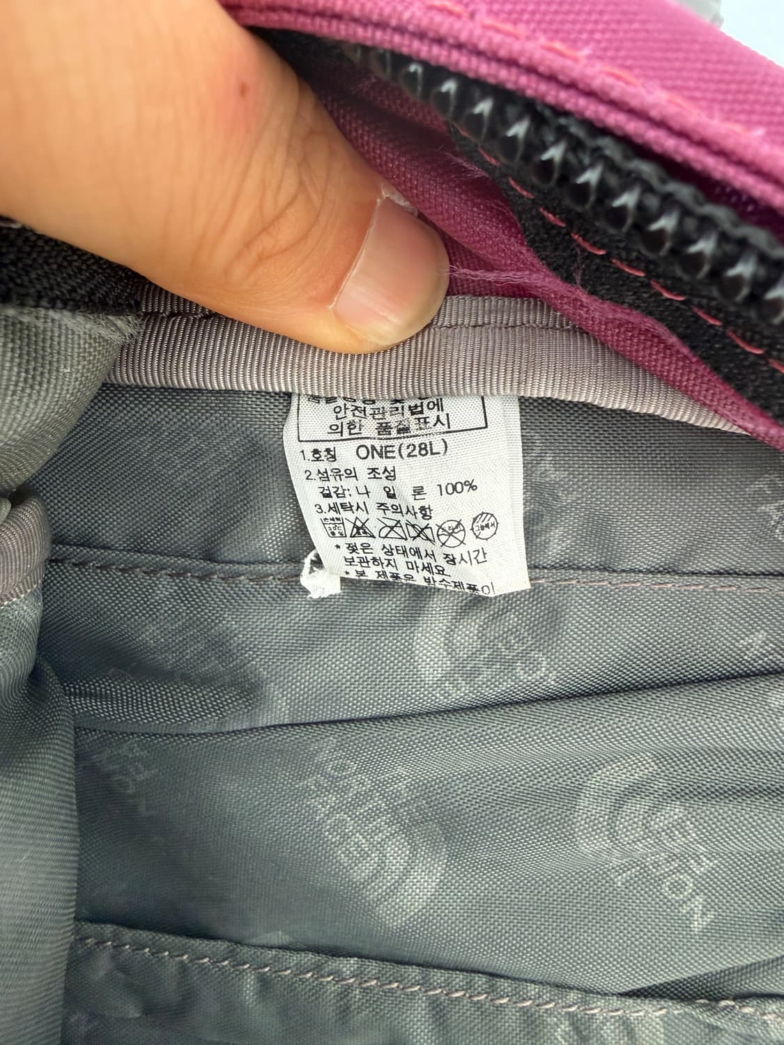 노스페이스(THE NORTH FACE) 핑크 28L 백팩 상품이미지10