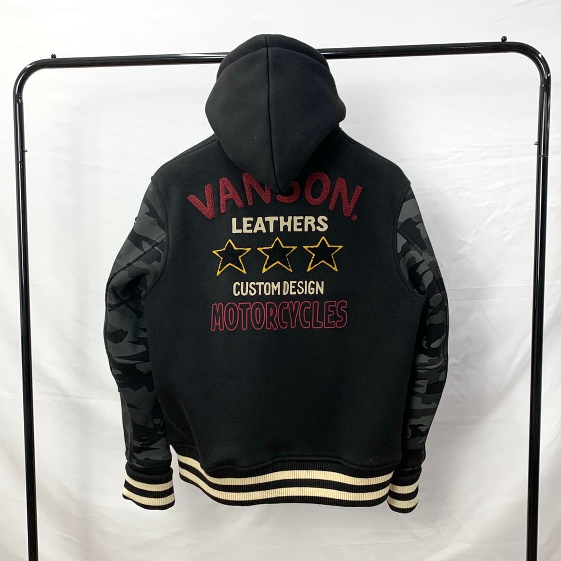 밴슨 레더 카모 바시티 자켓 상품이미지2