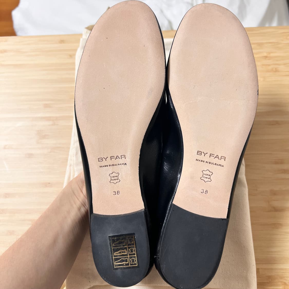 바이파 플랫슈즈 프루던스 발레BY FAR PRUDENCE BLACK 상품이미지4