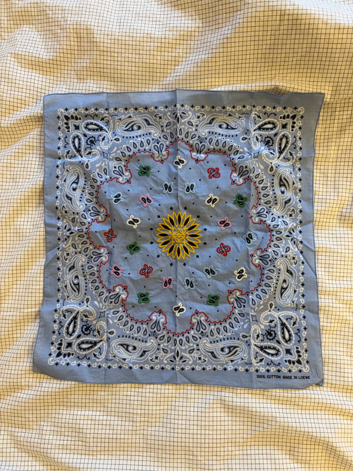 로에베 19SS 페이즐리 반다나 스카프 상품이미지1