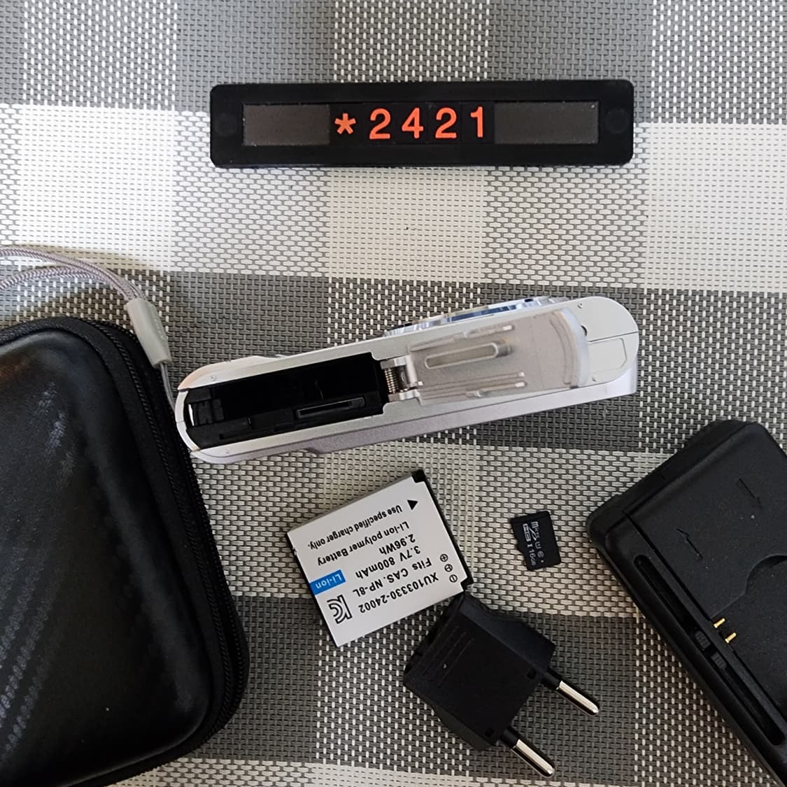 부이 Y2K 디지털카메라 파우치포함 상품이미지6
