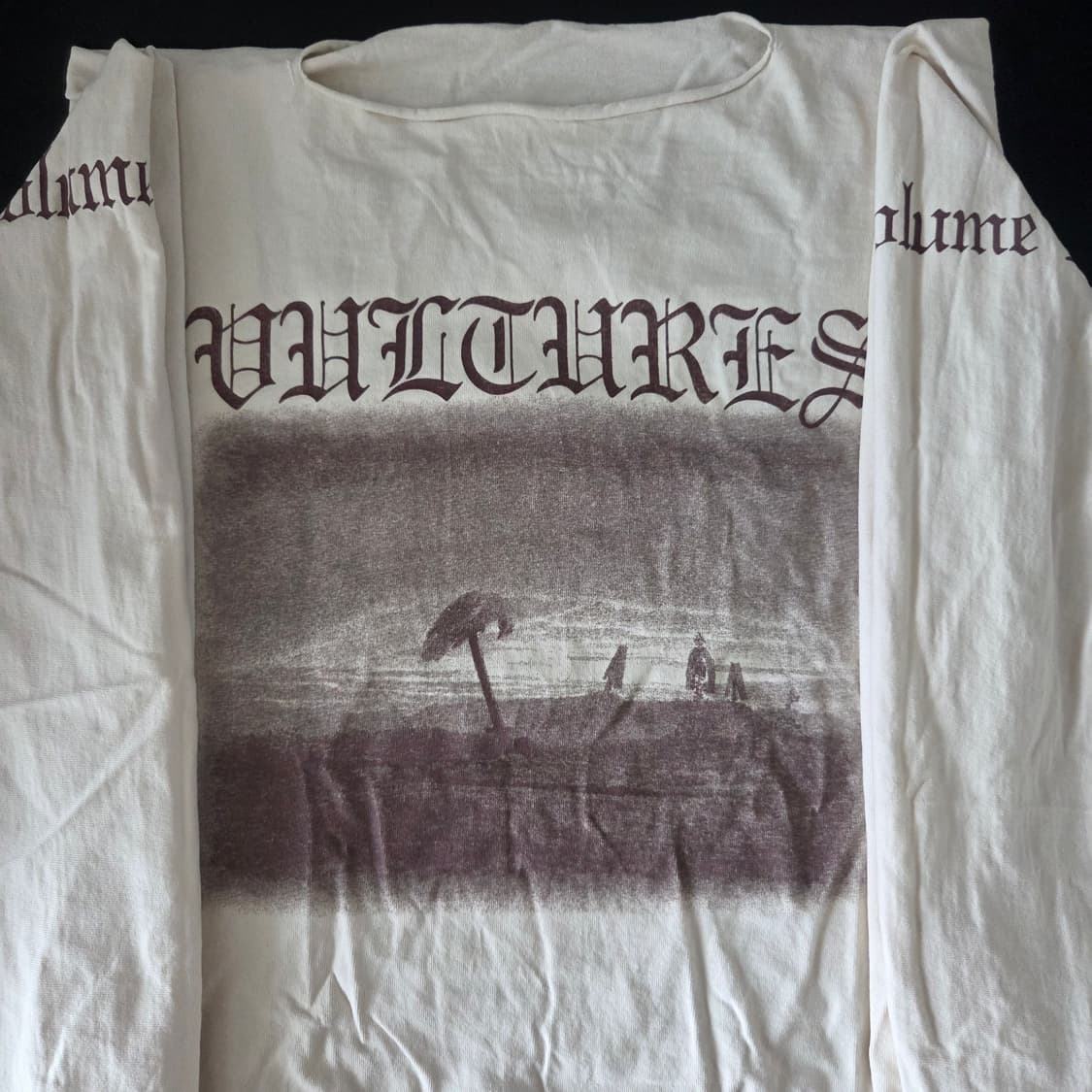 벌쳐스 1 롱슬리브 화이트 2 상품이미지1