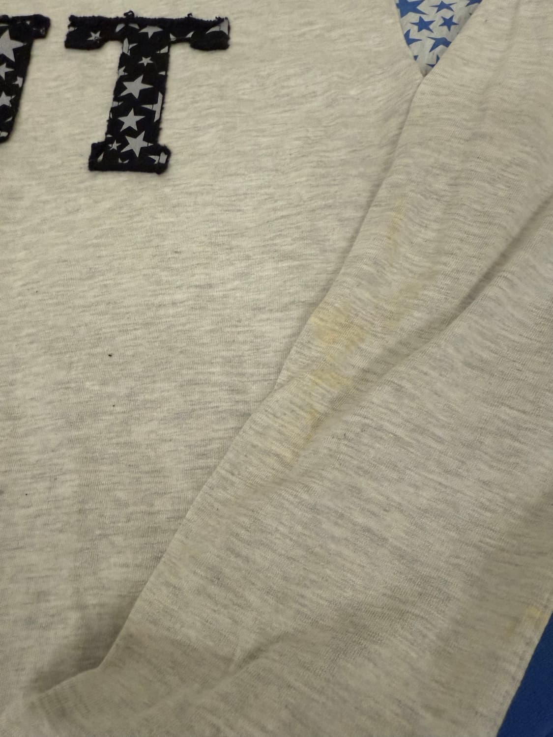 더뮤지엄비지터 롱슬리브 상품이미지2