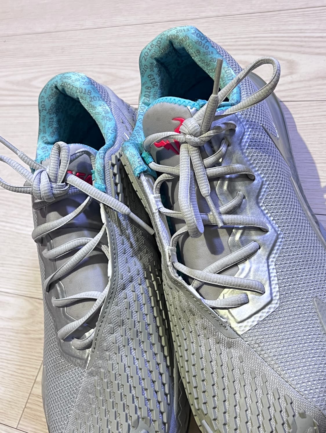 나이키 줌 베이퍼 케이지 4 라파 메탈릭실버 테니스화 275 새제품 상품이미지2