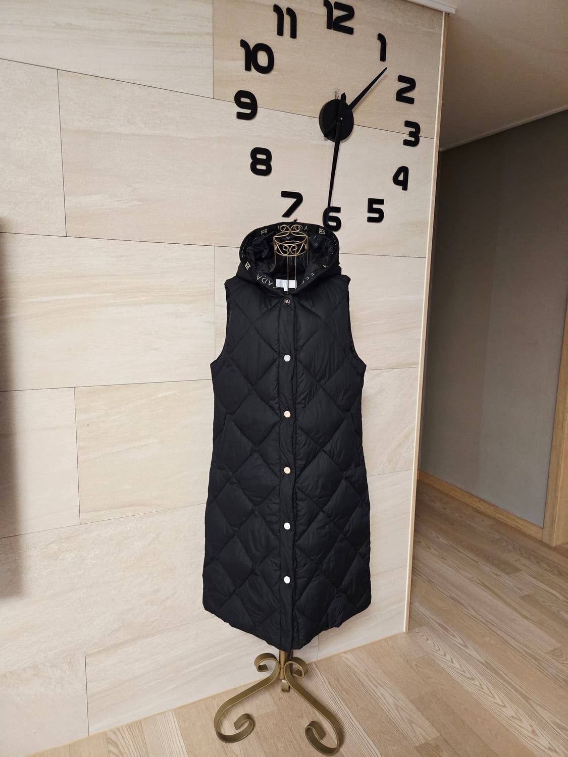 [s/90] 에스까다 밸트 롱 패딩 조끼 2025 상품이미지2