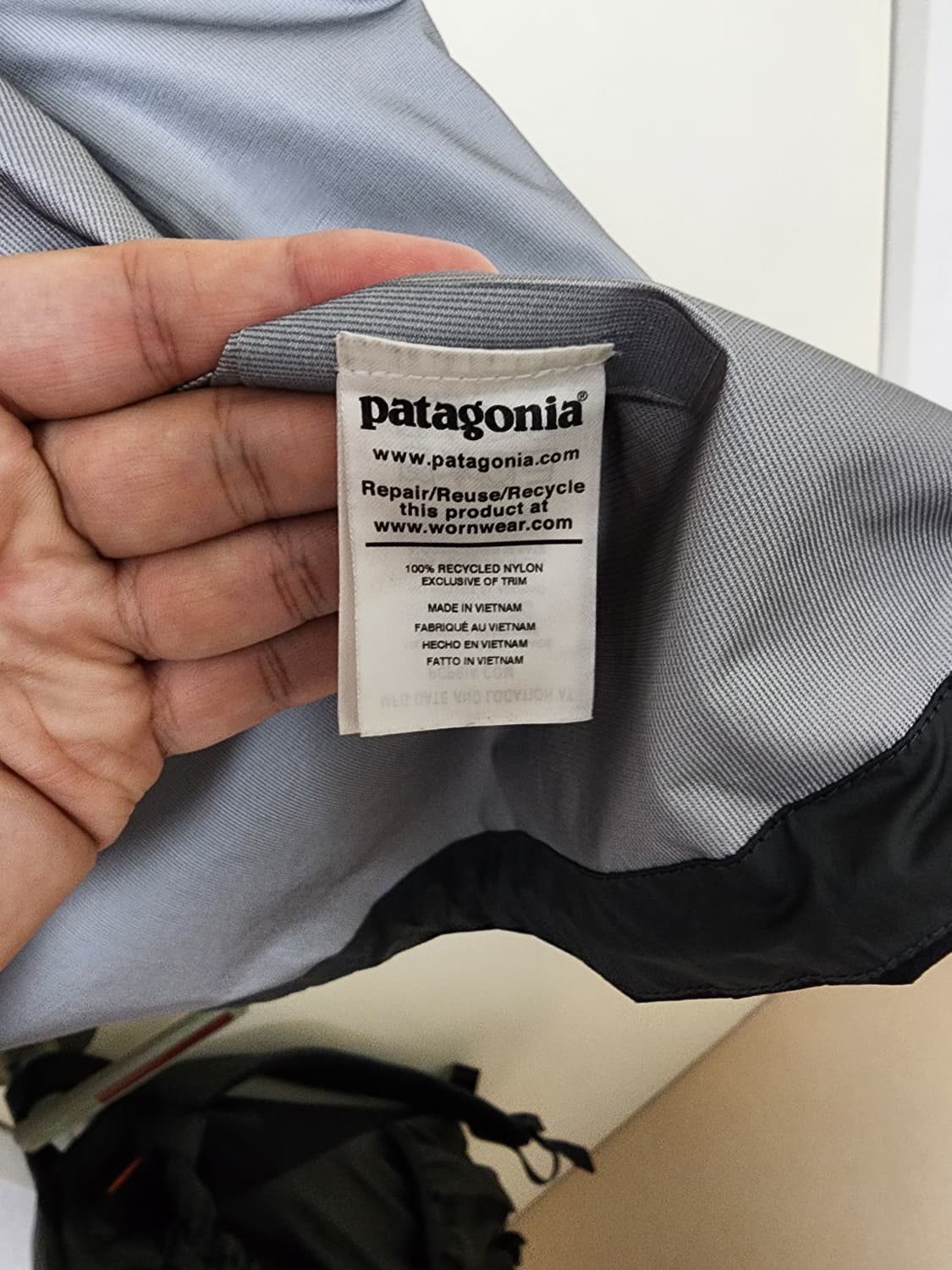 파타고니아 맨즈 토렌쉘 자켓 블랙 XL 상품이미지9