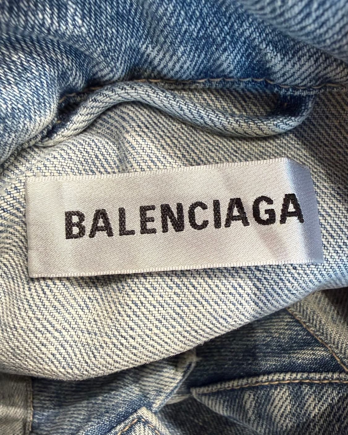 발렌시아가 데님 업사이드 다운 자켓  상품이미지8