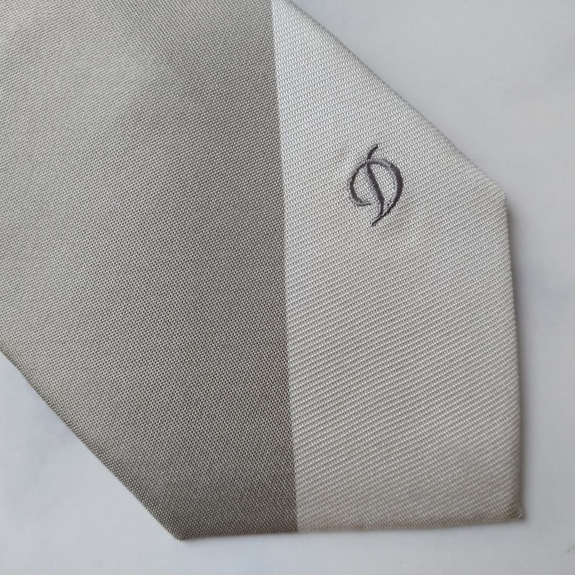 듀퐁 실크 아이보리 솔리드 슬림 넥타이 8cm A+~A등급 K1788
 상품이미지7