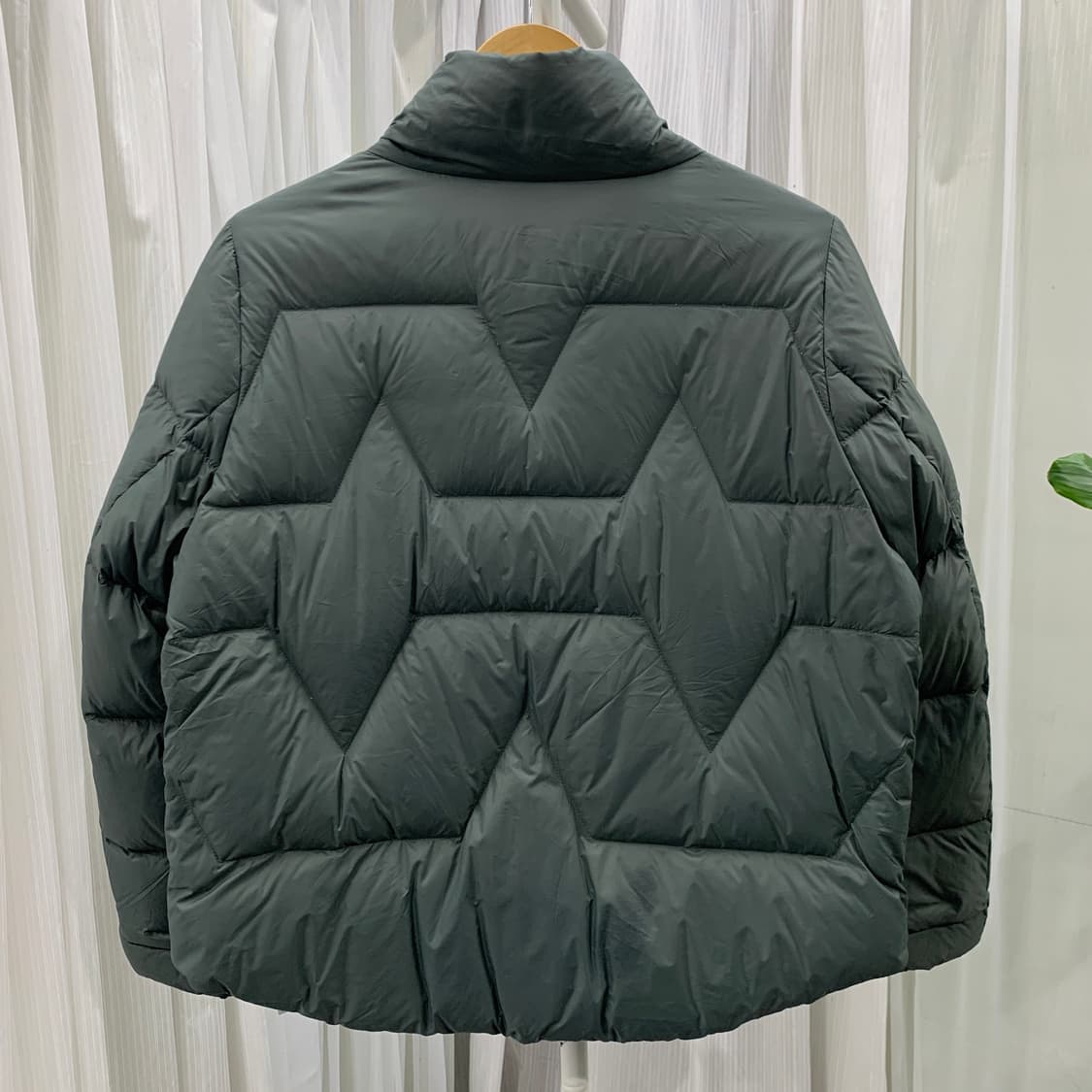 덕다운 니트 트리밍 퀼팅 포인트 패딩 1741 상품이미지2