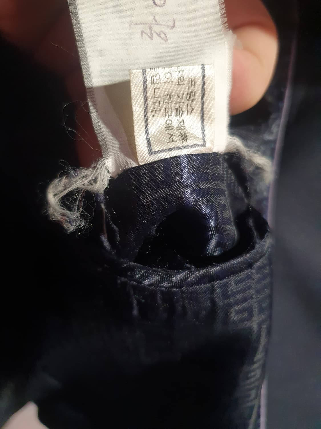 무배 지방시 남성 네이비 블레이저 100사이즈 추천합니다 2200309 상품이미지4