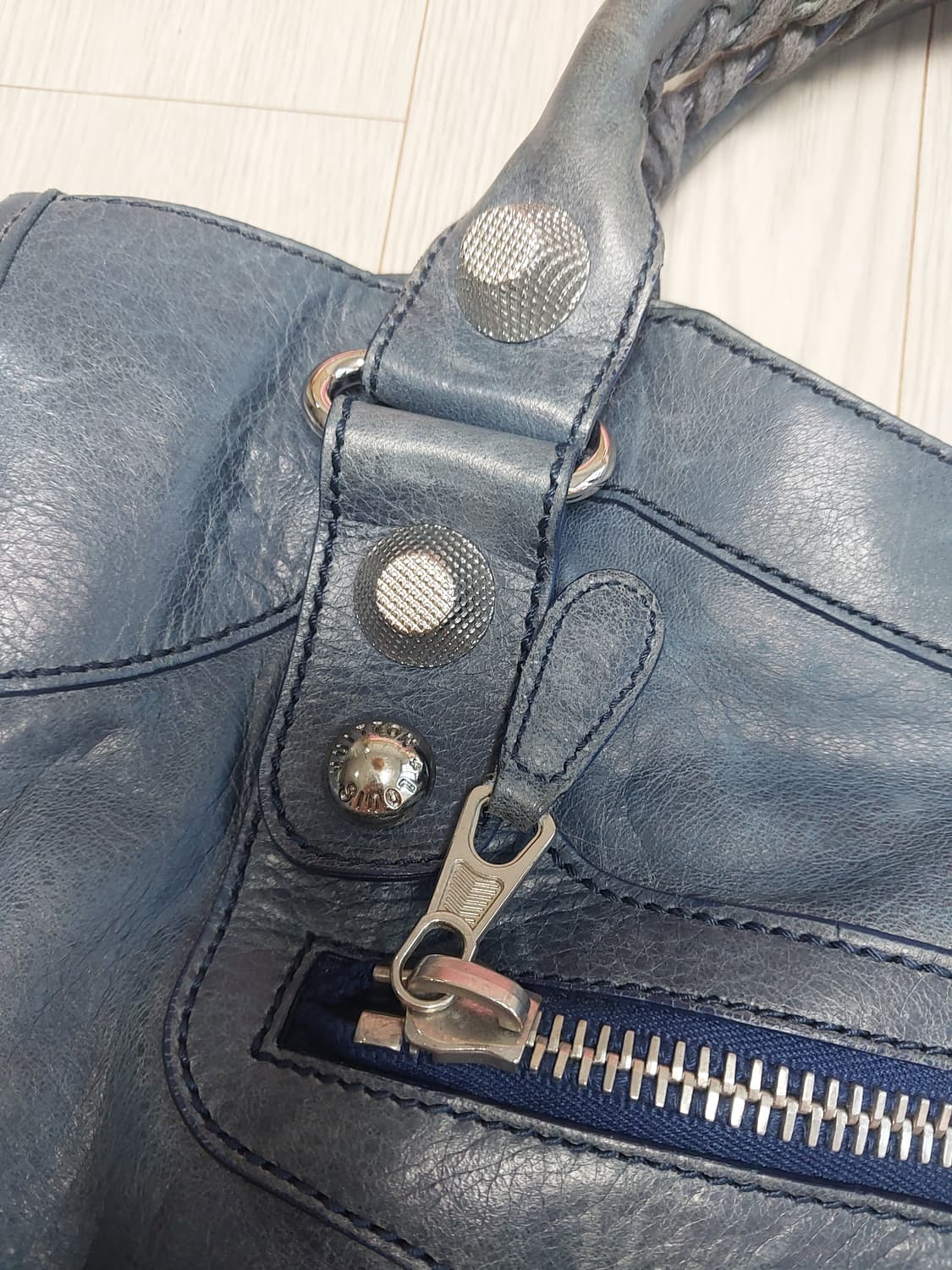 발렌시아가 모터백 시티백 2way 상품이미지4